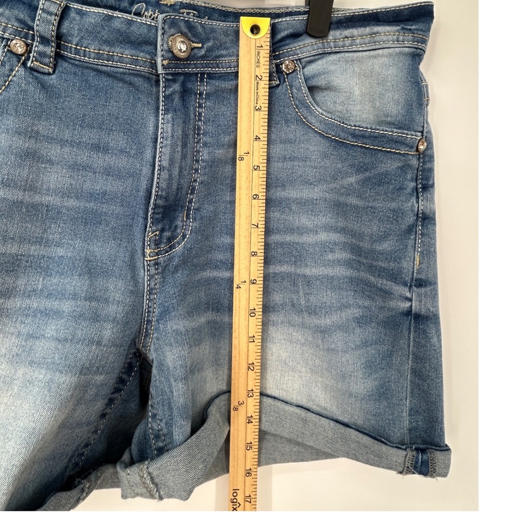 Copper Flash Curvy Denim Shorts Blue Medium Wash Embroidered Rhinestone Size 16 - Picture 5 of 6